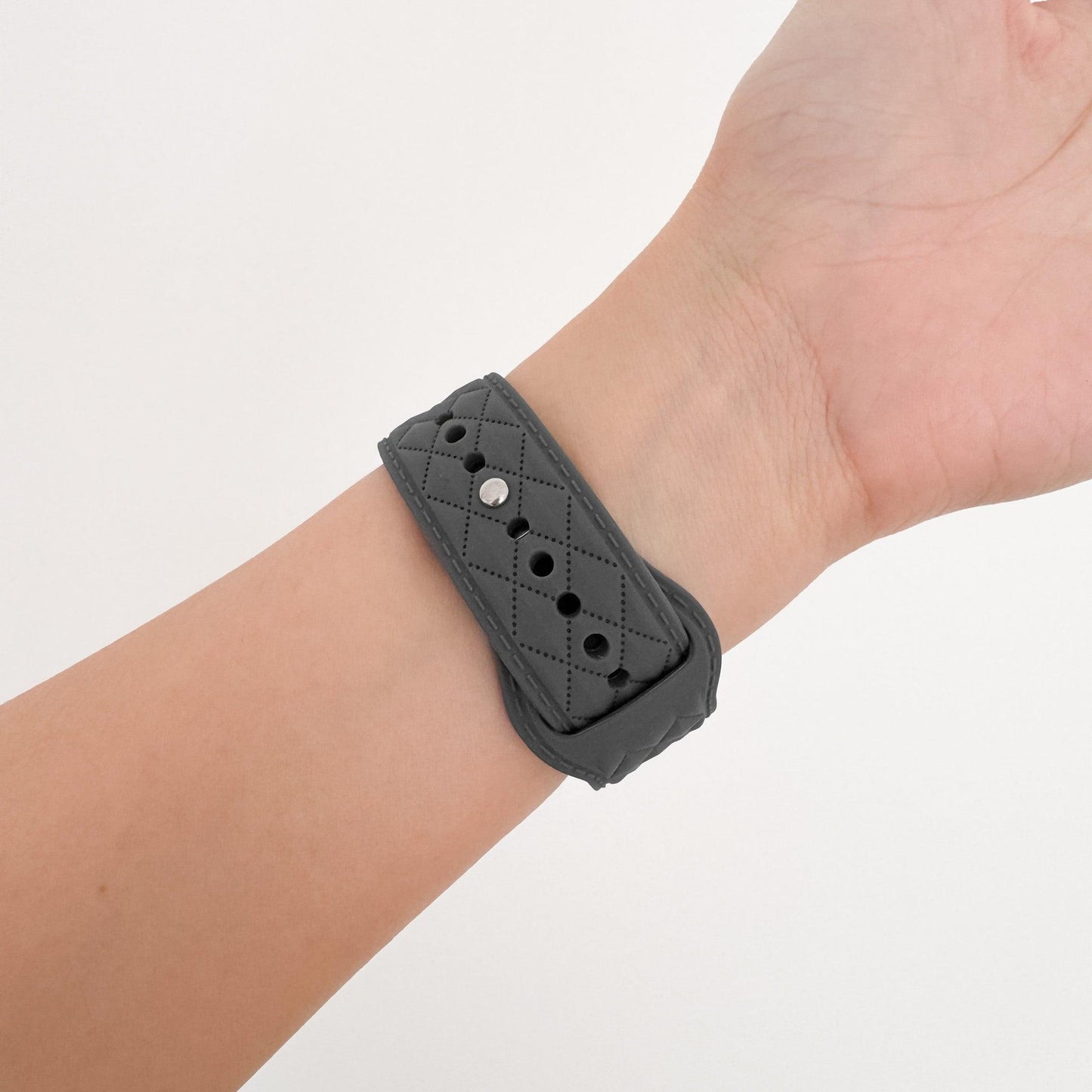 Lattice Silicone Apple Watch Band - Grey