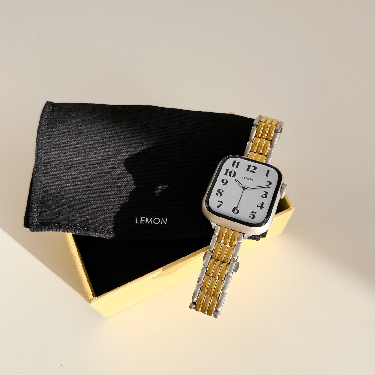 (St-Steel) ミラー スリム オイスター Apple Watch ストラップ - ゴールド