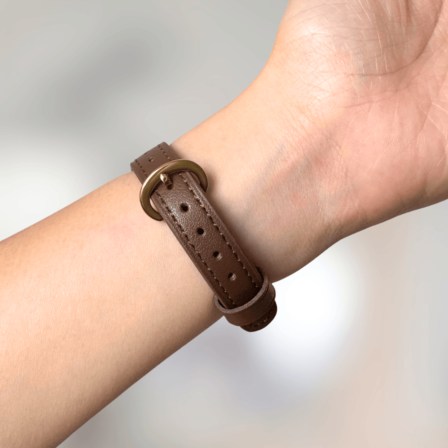 Slim Horseshoe Leather Apple Watch Strap - Brown