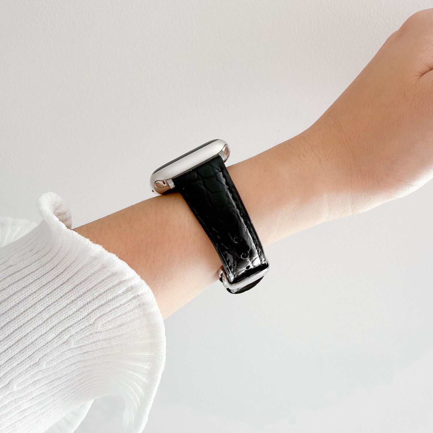 アリゲーター レザー Apple Watch ストラップ - ブラック