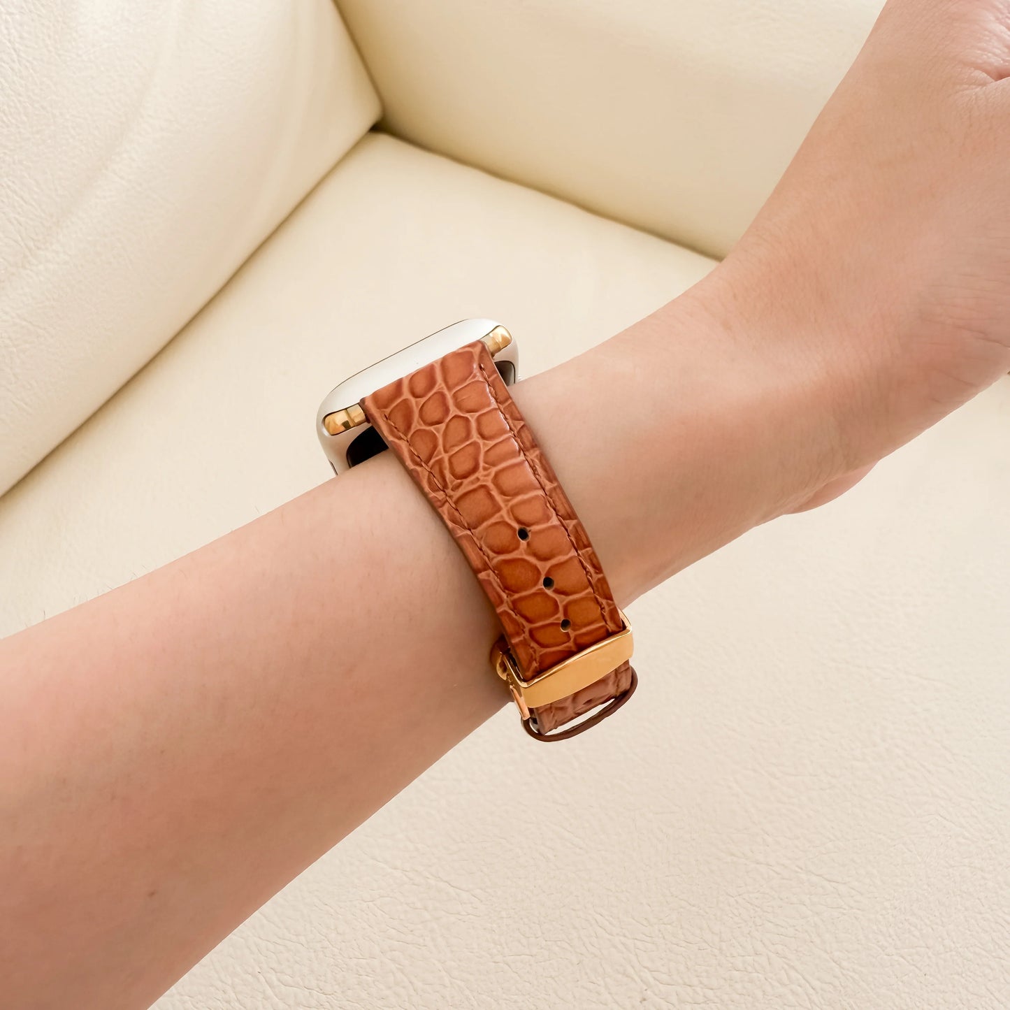 AlligatorLeatherAppleWatchStrap-Brown 