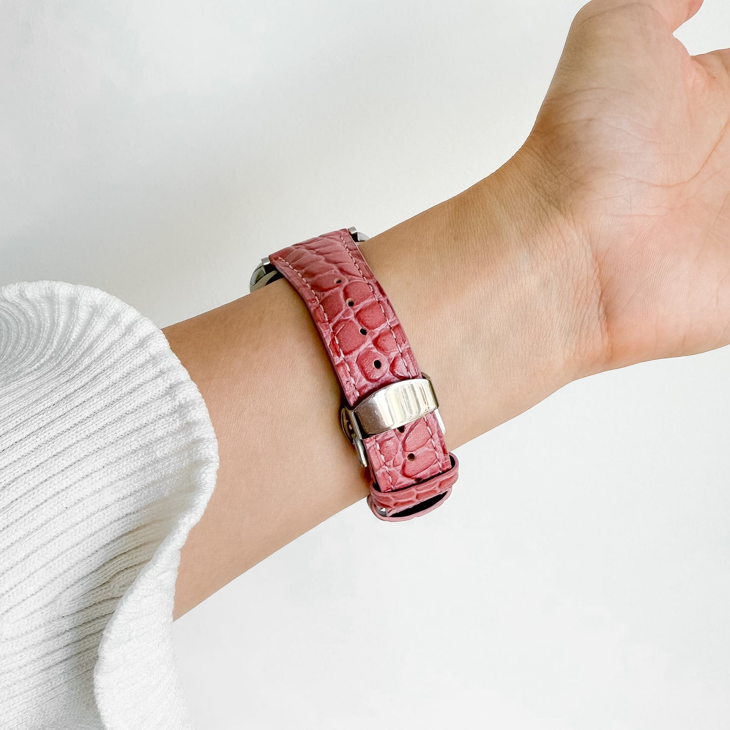Alligator Leather Apple Watch Strap - Sand Pink