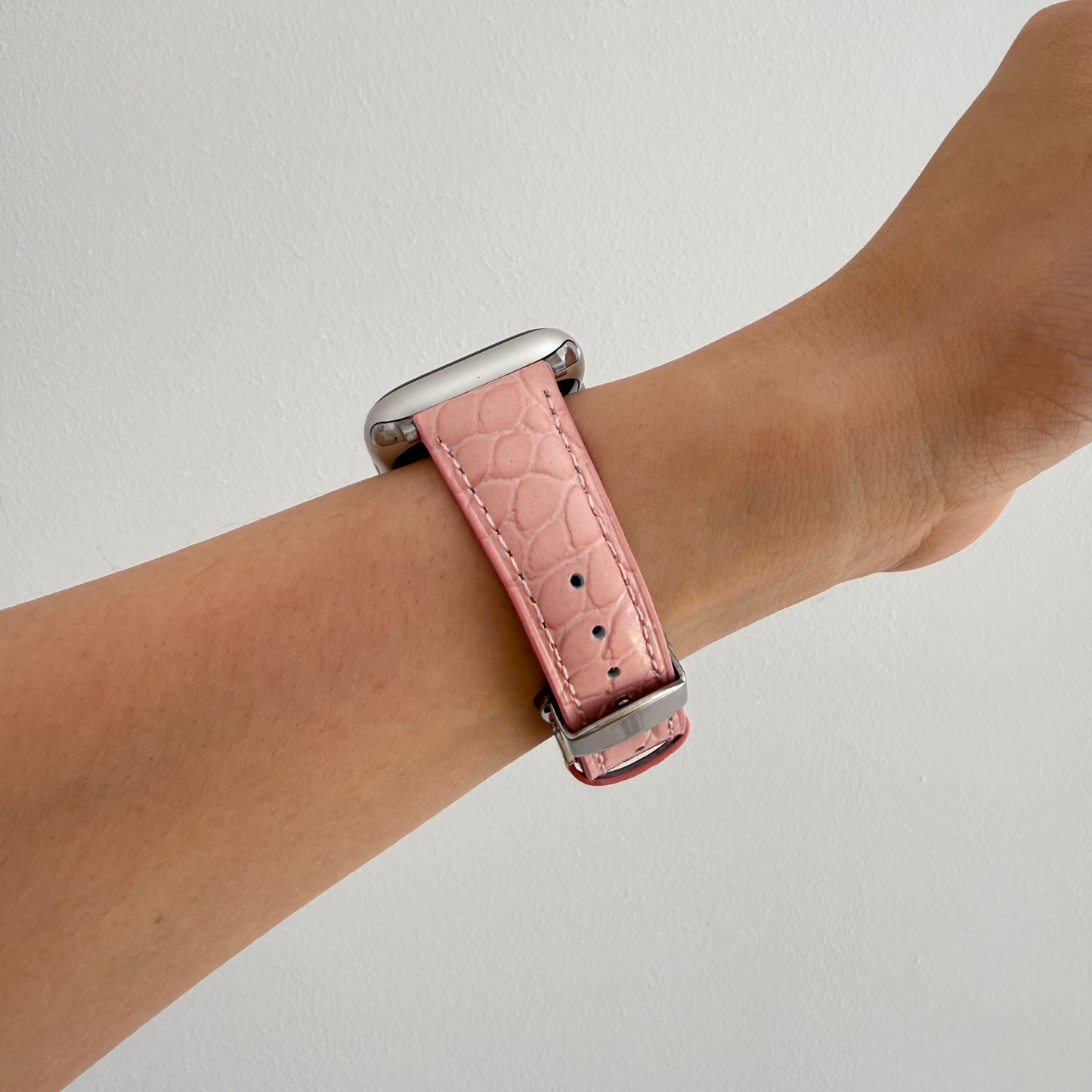 Alligator Leather Apple Watch Strap - Pink 4