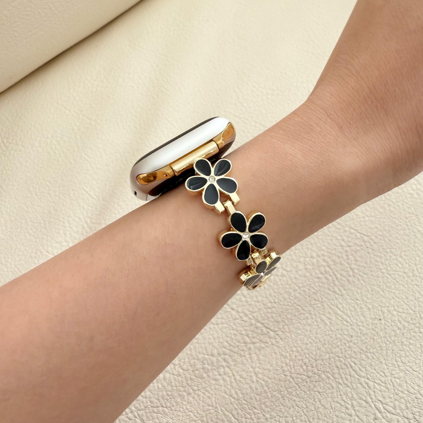 gold & black APPLE watch bracelet with floral 