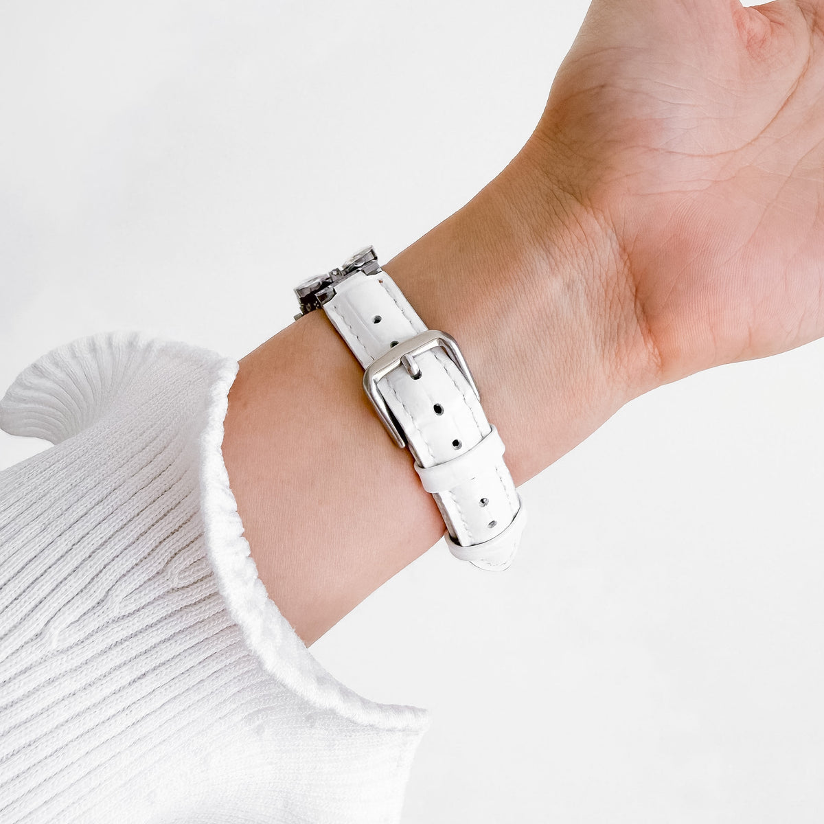 フロストブルー レザー Apple Watch ストラップ - ホワイト