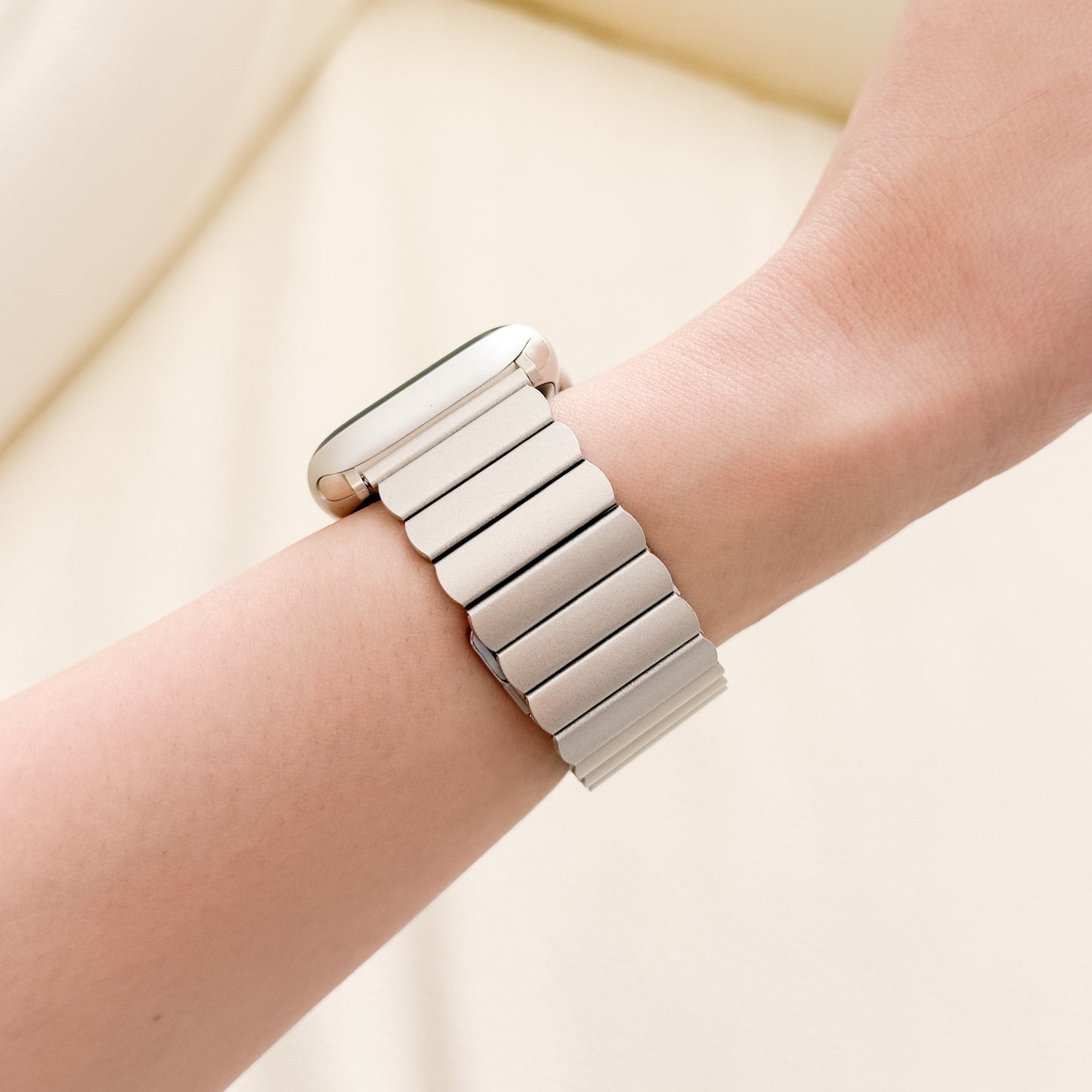 (St-Steel) Magnetic Apple Watch Strap - Starlight