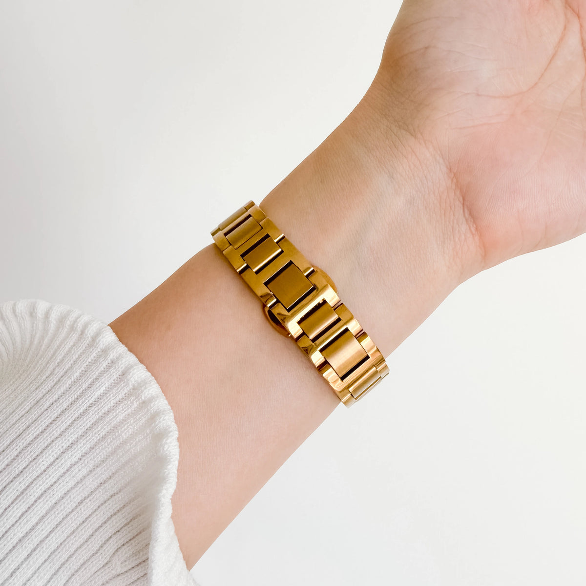 Lemon Flat Link Garmin watch strap in polished gold stainless steel
