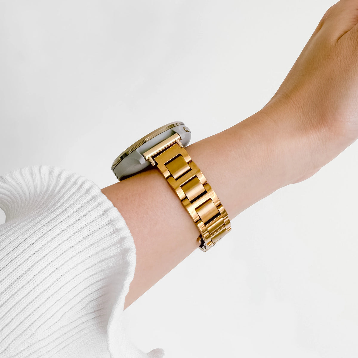 Lemon Flat Link Garmin watch strap in polished gold stainless steel