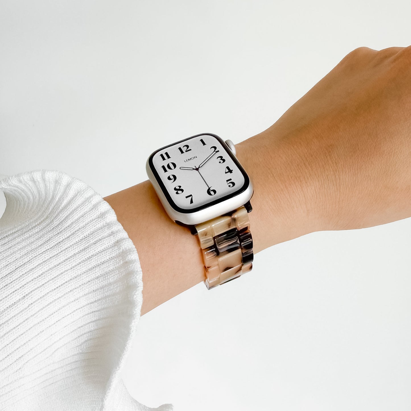 Polly Resin Apple Watch Band - Ivory Tortoiseshell