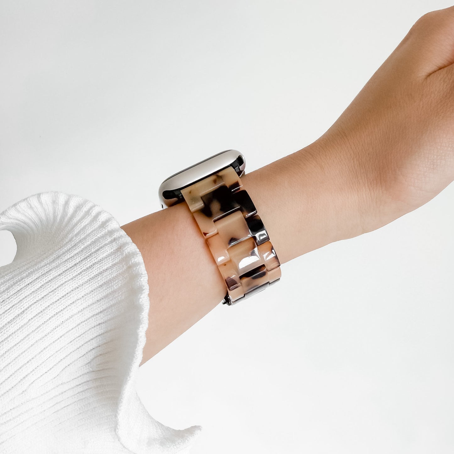 Polly Resin Apple Watch Band - Ivory Tortoiseshell