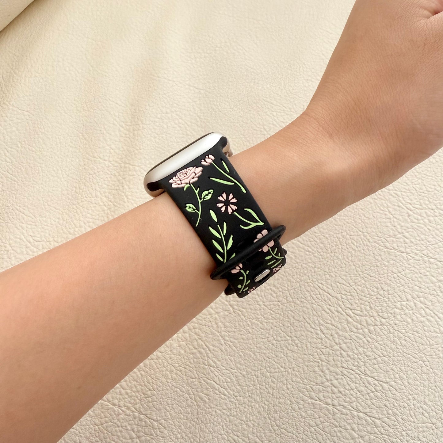 Wildflower Silicone Apple Watch Band -BLACK 2