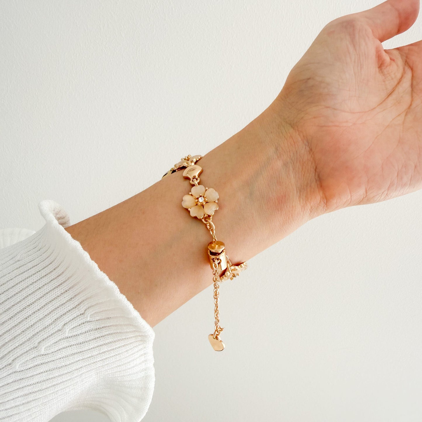 Sakura Chain Apple Watch Bracelet - Gold