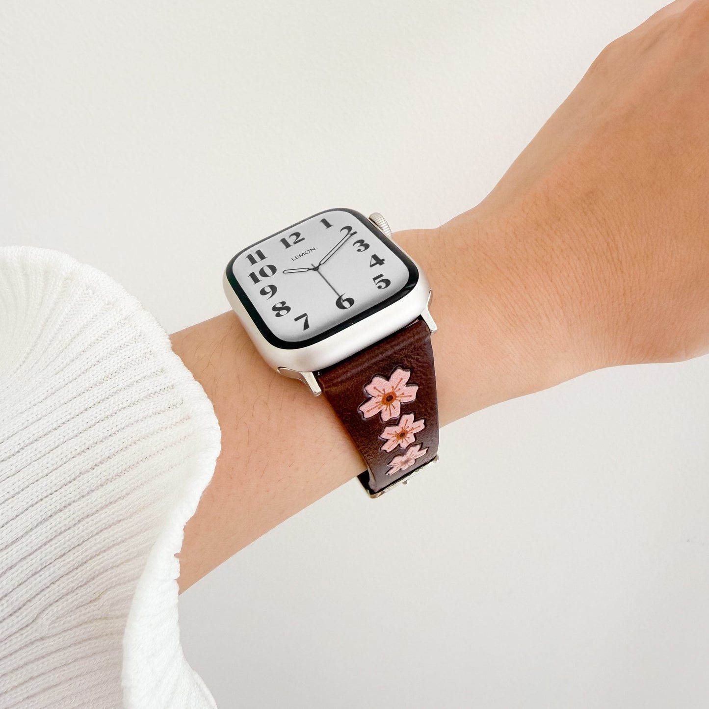 Sakura Smooth Grain Apple Watch Strap - Pink