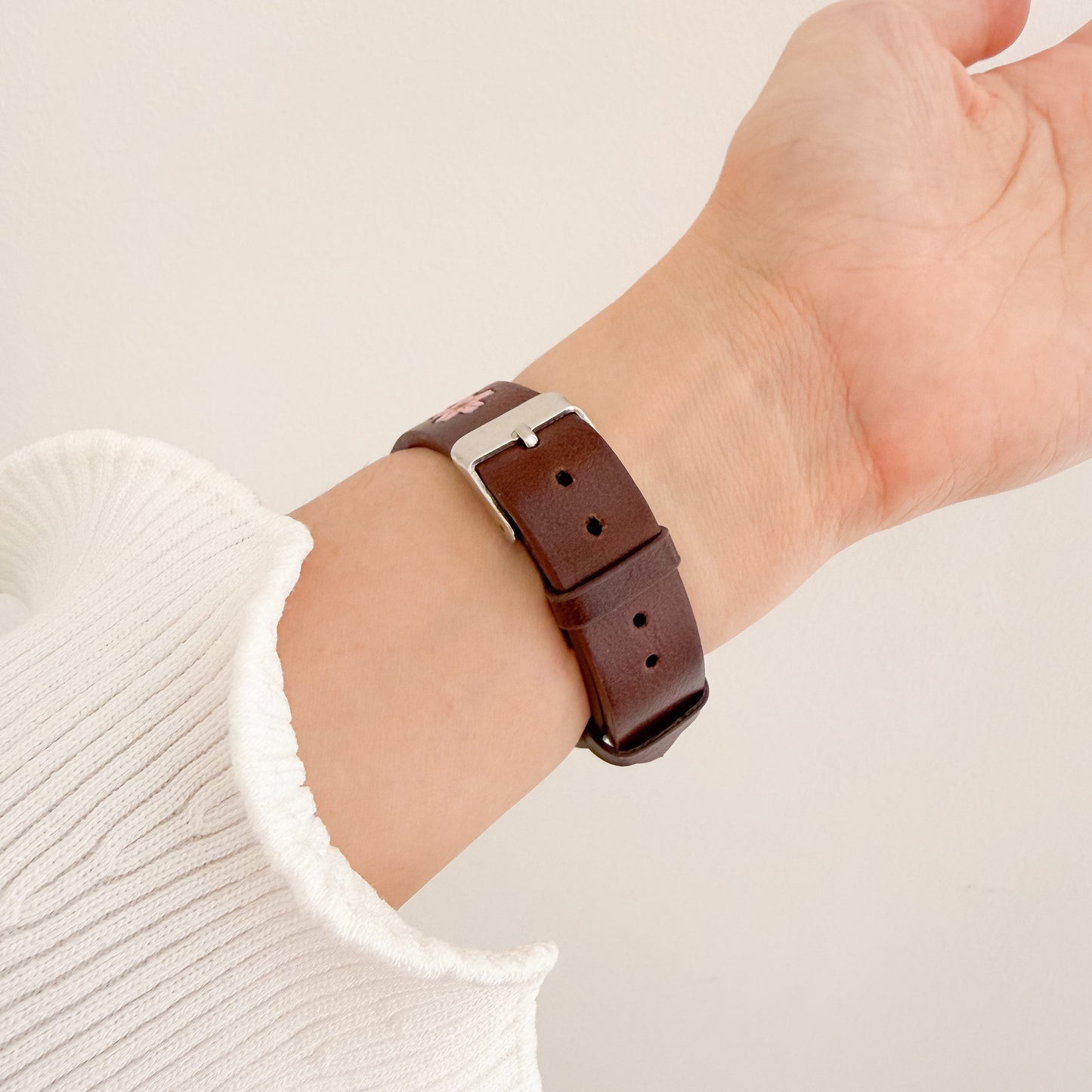 Sakura Smooth Grain Apple Watch Strap - Pink