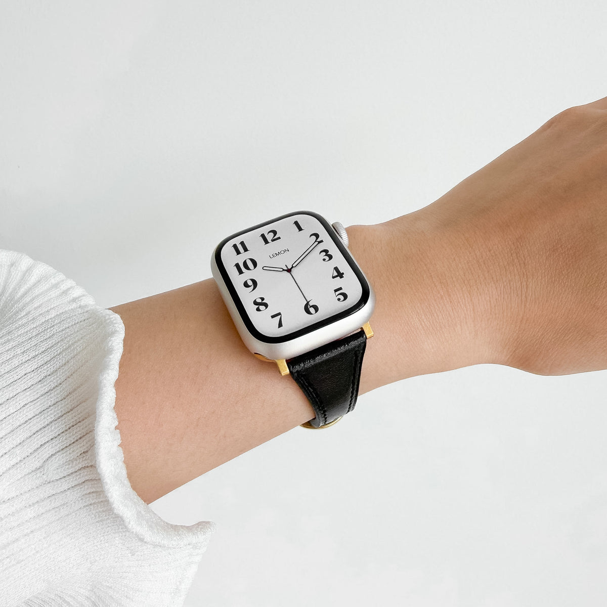 Slim Horseshoe Apple Watch Strap - Black