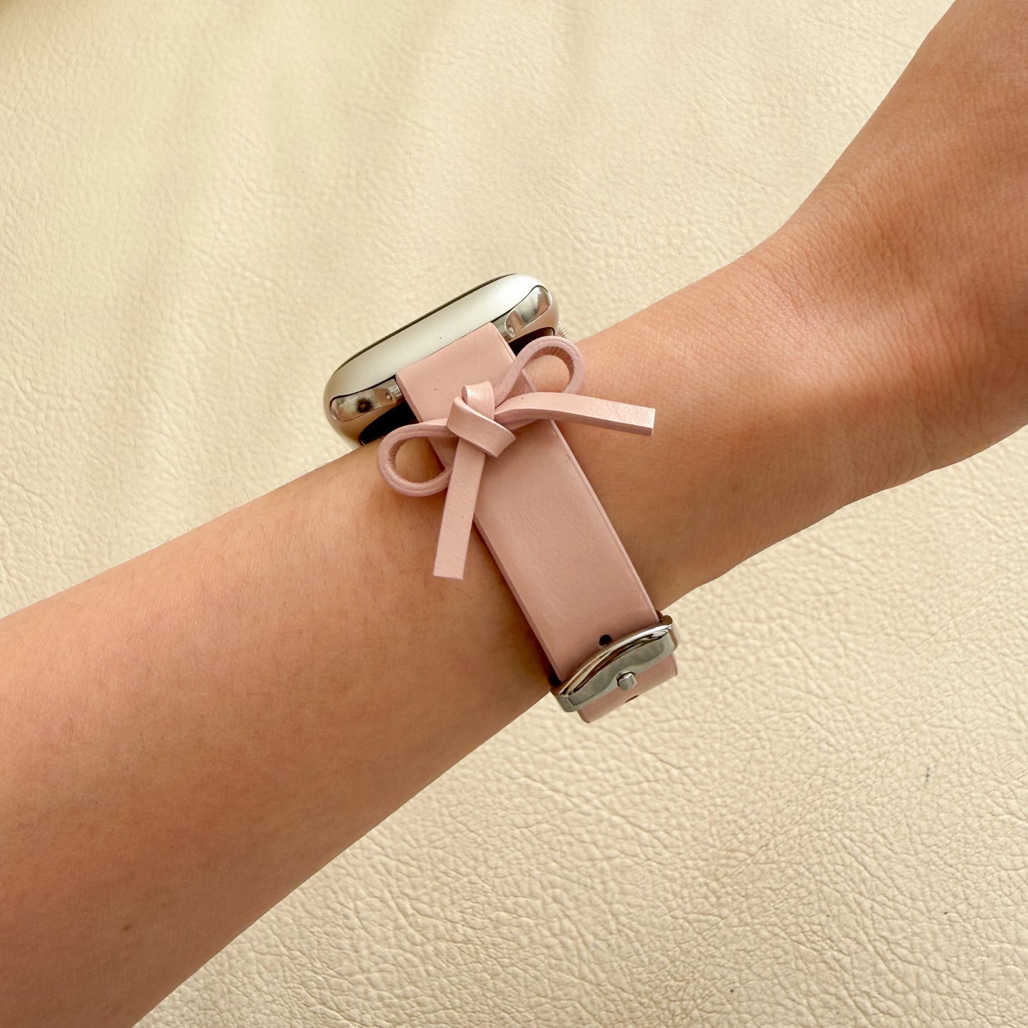 Slim_Coquette_Bow_Leather_Apple_Watch_Strap_-_Pink_1 21