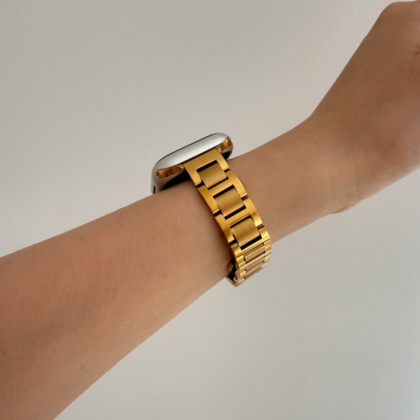 (St-Steel) Flat link Apple Watch Strap - Gold 2