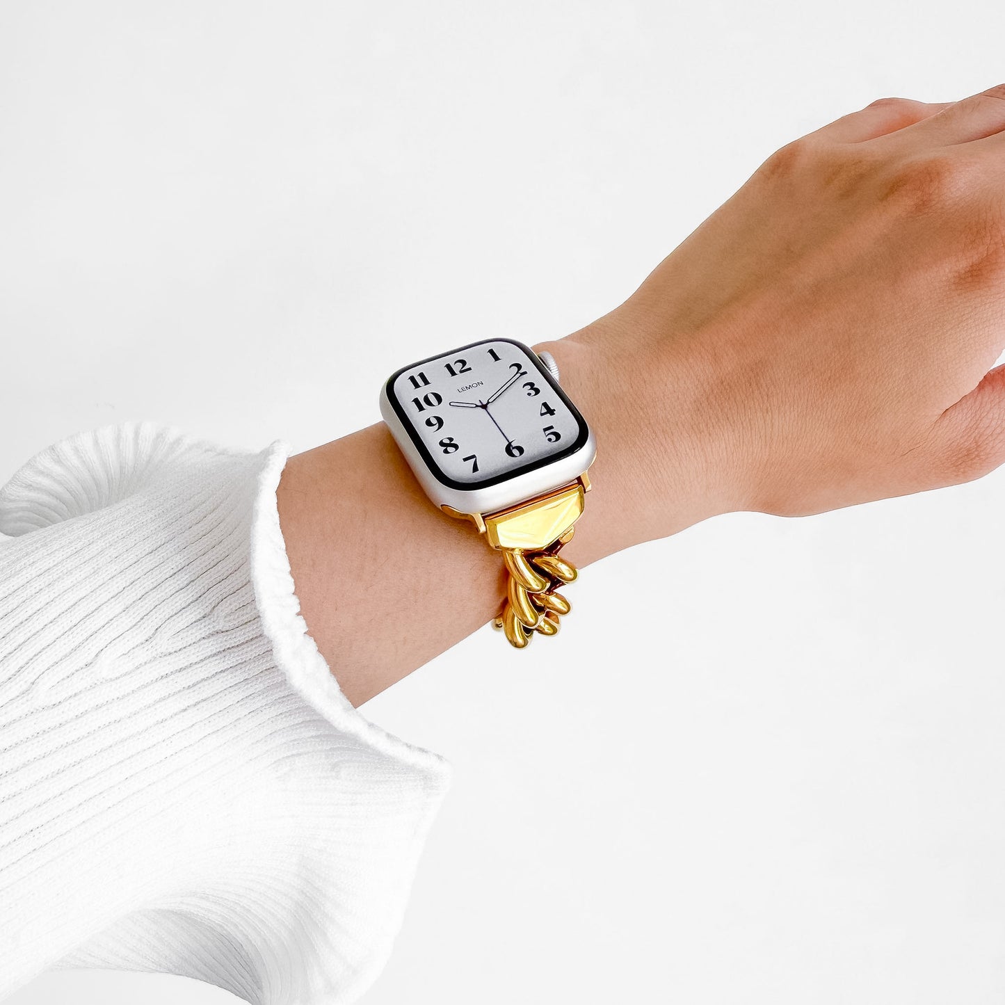 (St-Steel) Slim Timeless Apple Watch Bracelet - Gold