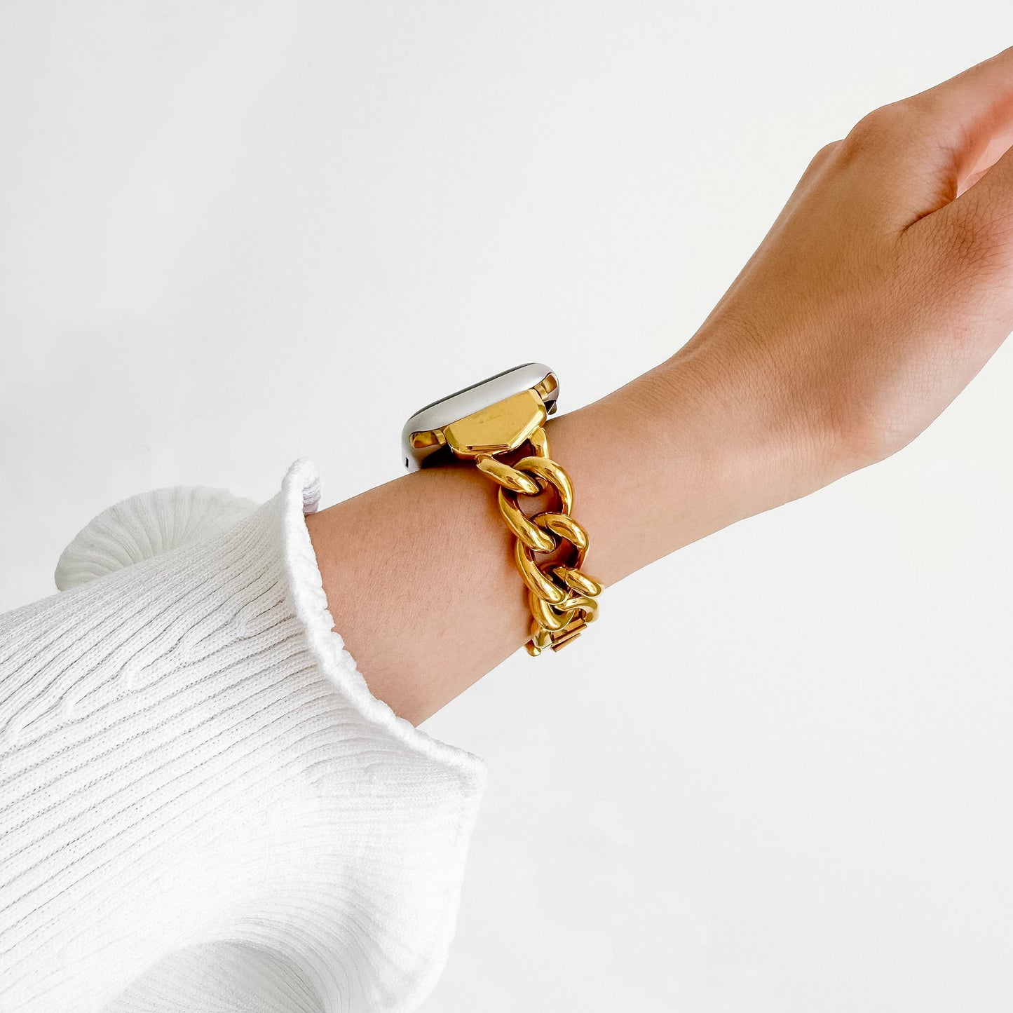 (St-Steel) Slim Timeless Apple Watch Bracelet - Gold