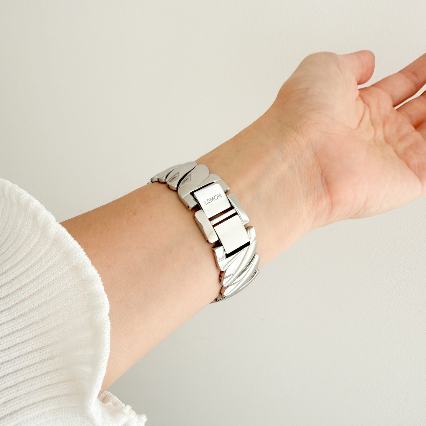 (St-Steel) Twist Glam Apple Watch Bracelet - Silver