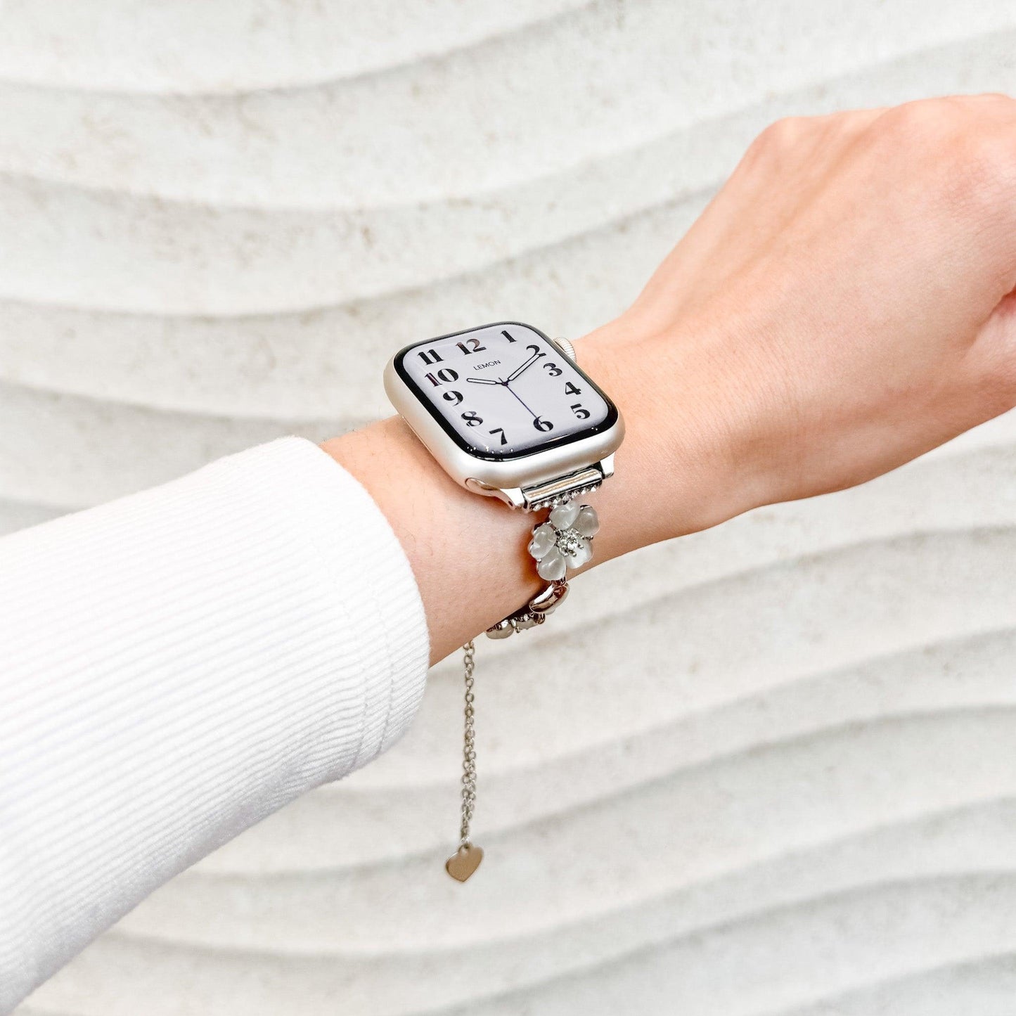 sakura-chain-apple-watch-bracelet-silver-3