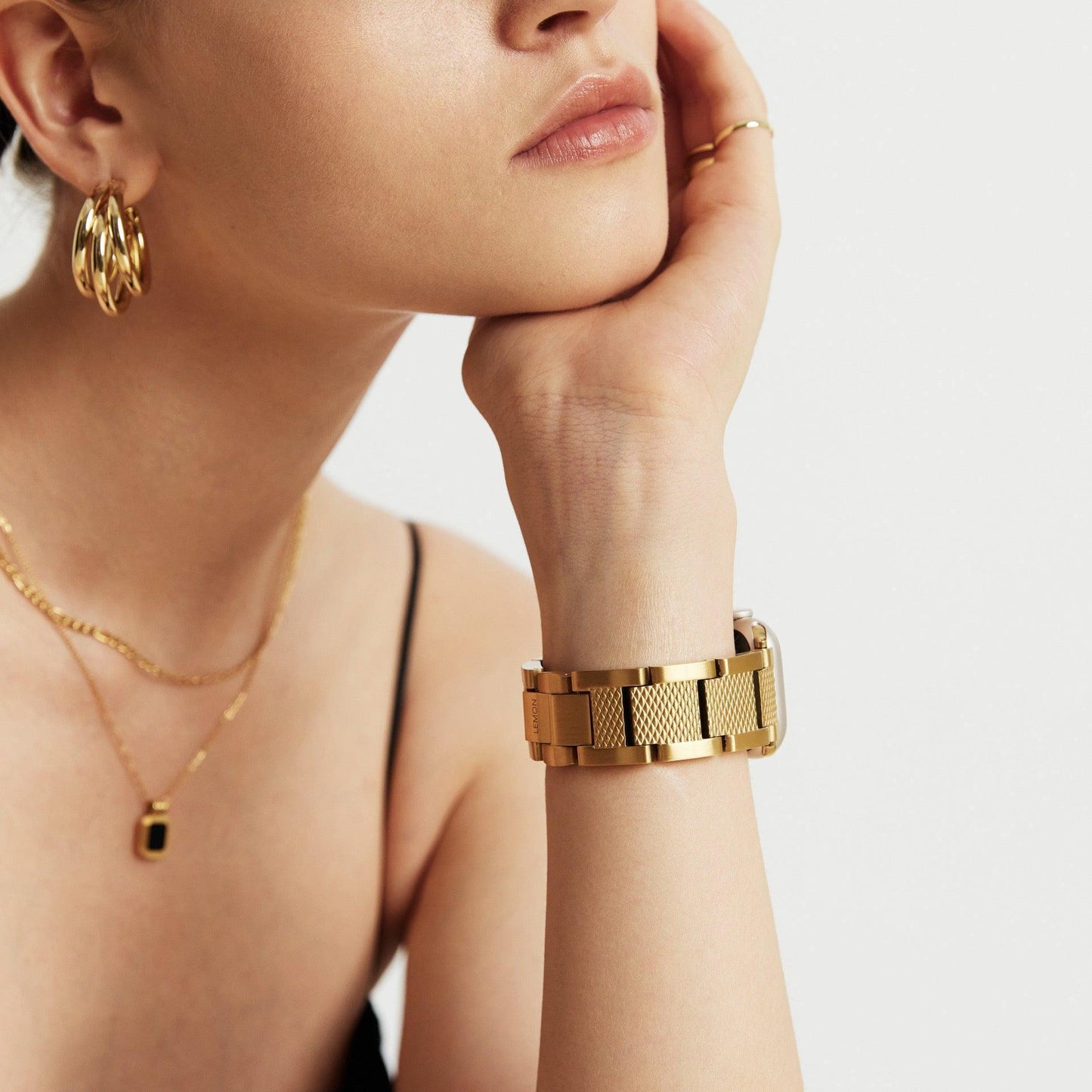 (St-Steel) Cape No.1 Apple Watch Band - 18k Gold Plated